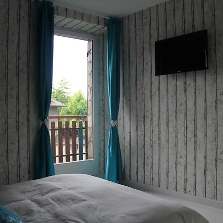 Juste Pour Le Plaisir Bed and Breakfast Saint-Pierre-dʼAlbigny Eksteriør billede