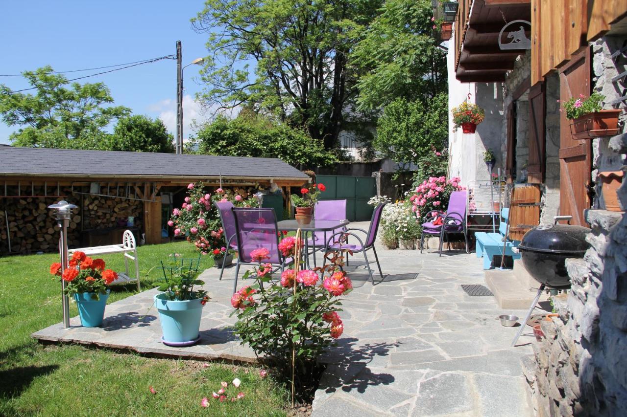 Juste Pour Le Plaisir Bed and Breakfast Saint-Pierre-dʼAlbigny Eksteriør billede