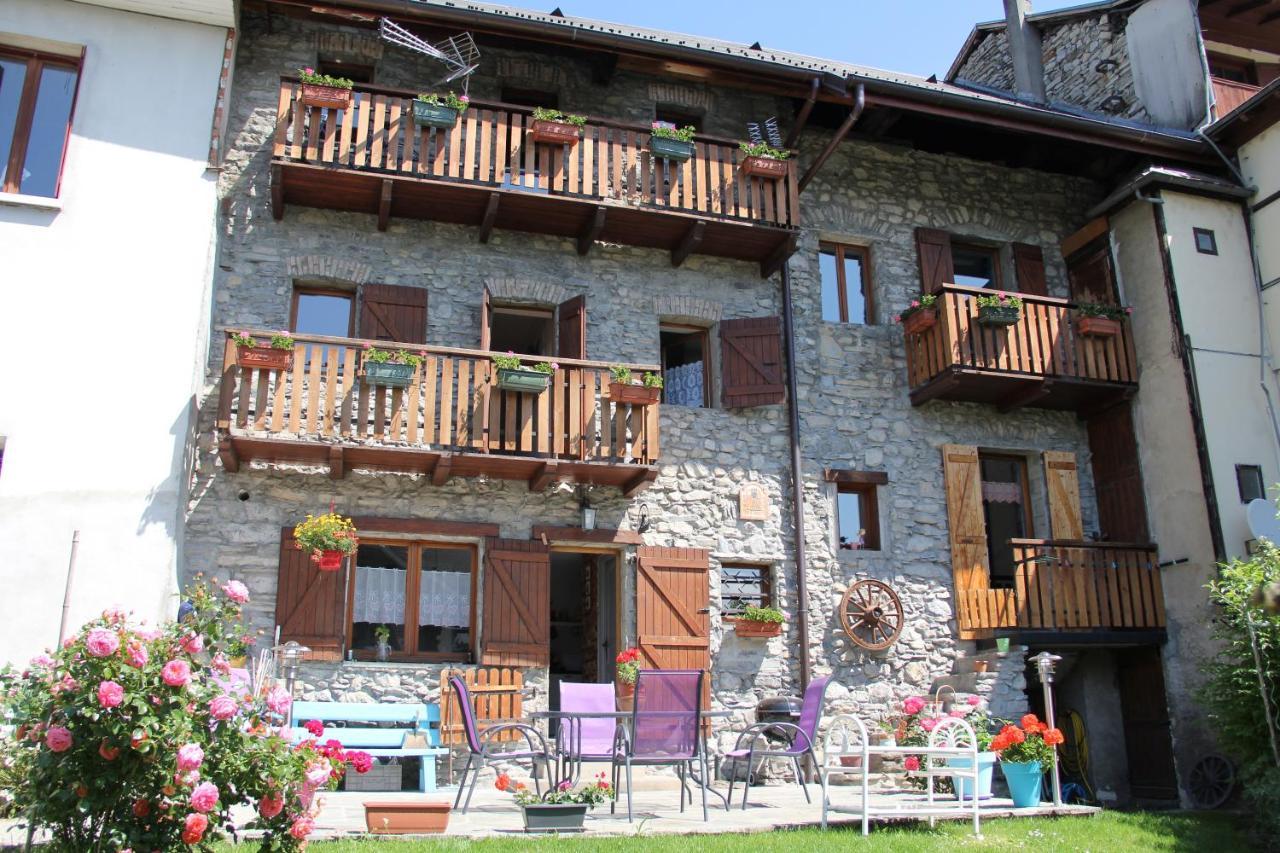 Juste Pour Le Plaisir Bed and Breakfast Saint-Pierre-dʼAlbigny Eksteriør billede