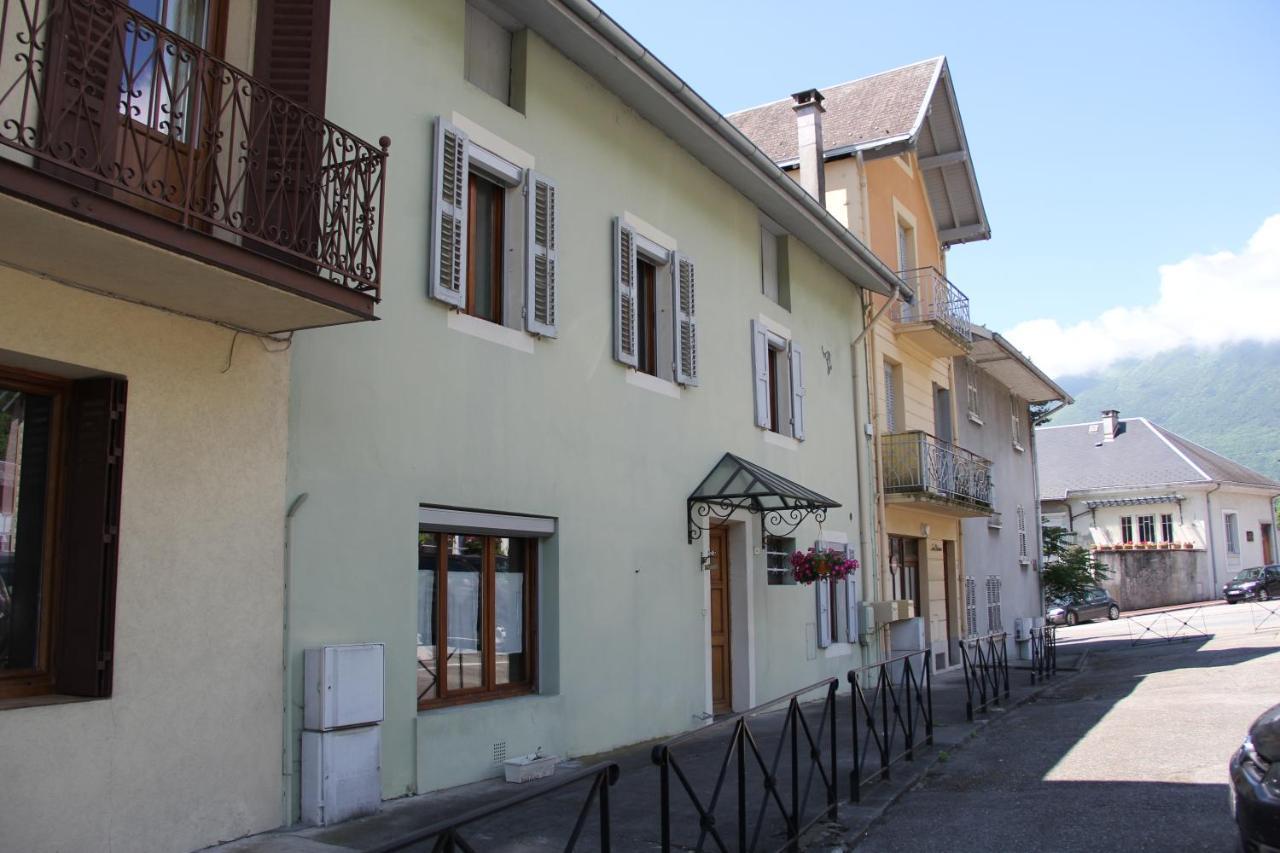 Juste Pour Le Plaisir Bed and Breakfast Saint-Pierre-dʼAlbigny Eksteriør billede